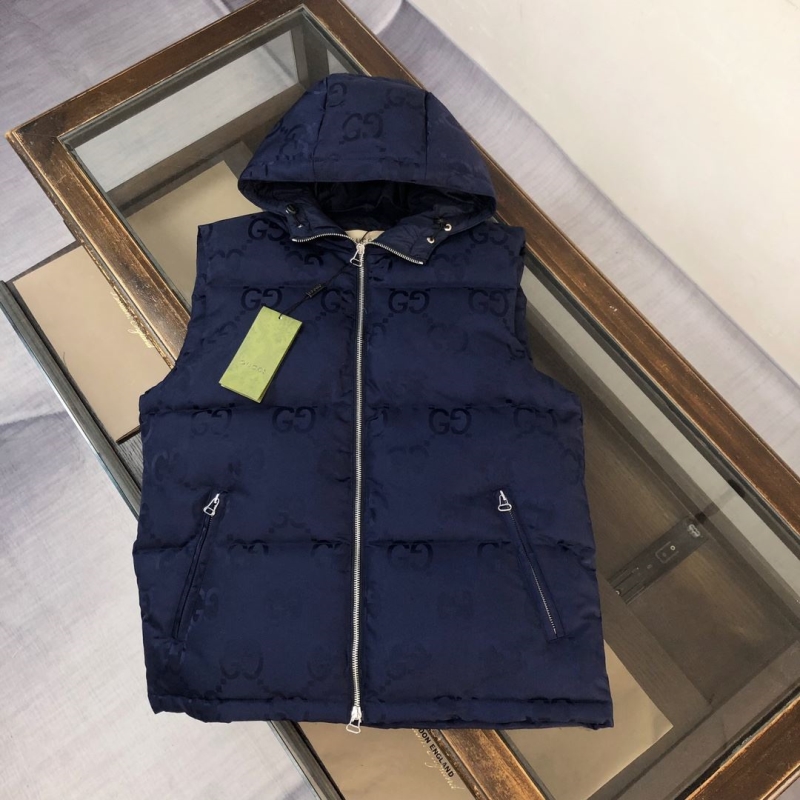 G*u*i down coat